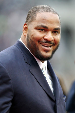  Walter Jones was an anchor at left tackle for the Seahawks from 1997 to 2009, and there is a solid chance he’ll become the third player to play his entire career with Seattle to get elected into the Pro Football Hall of Fame.